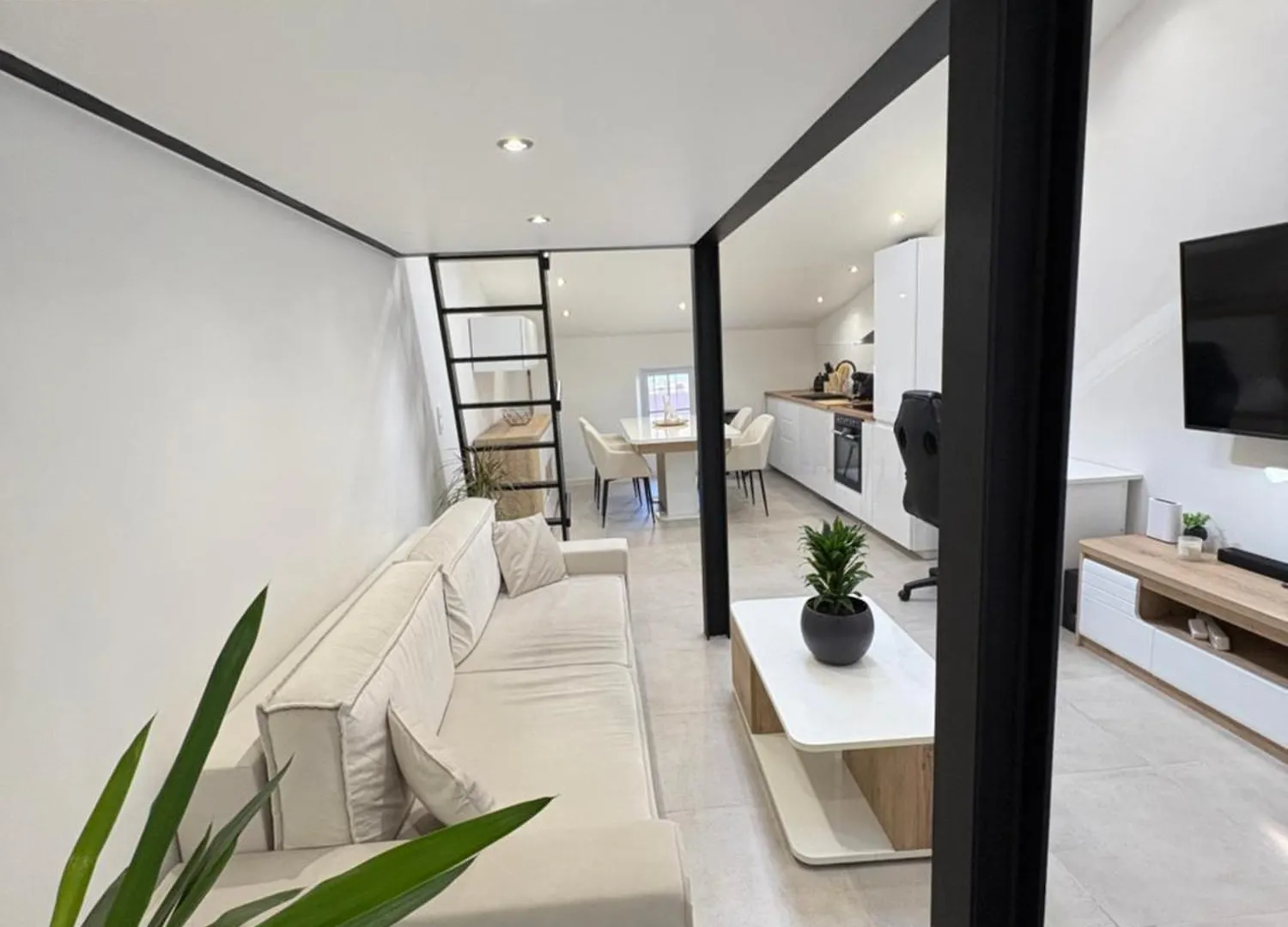 Le Baptiste location
